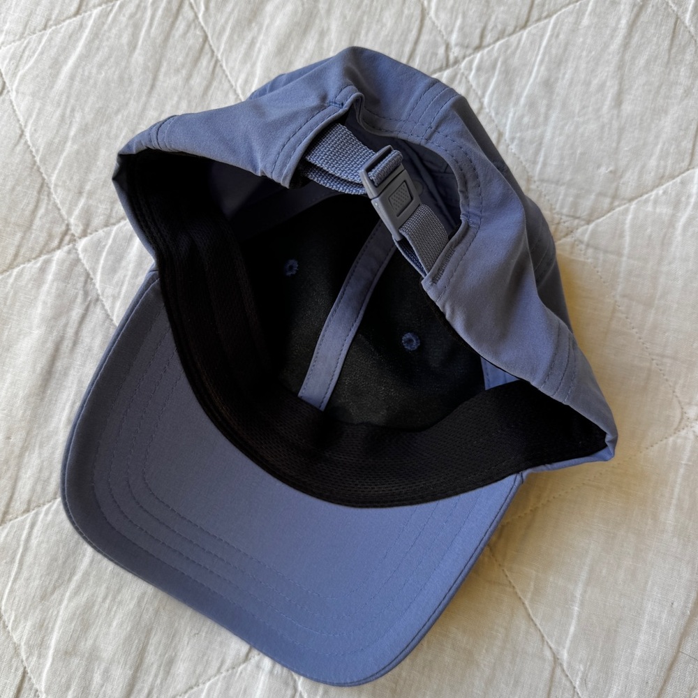 Alo Performance Hat - Picture 5 of 5